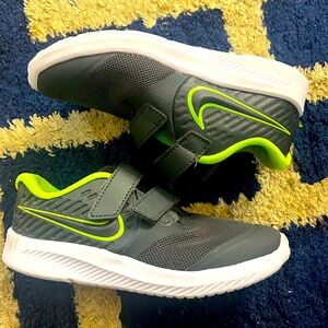 Excellent condition Nike toddler sneakers